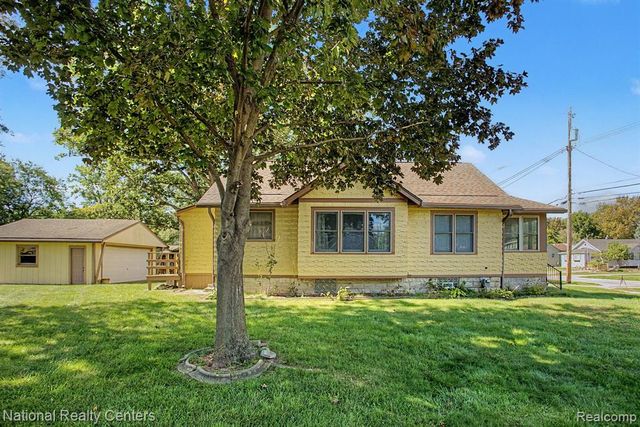 419 John M Avenue, Clawson, MI 48017