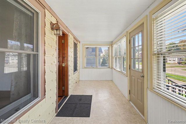 419 John M Avenue, Clawson, MI 48017