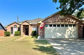 610 Brookside Drive, Cedar Hill, TX 75104