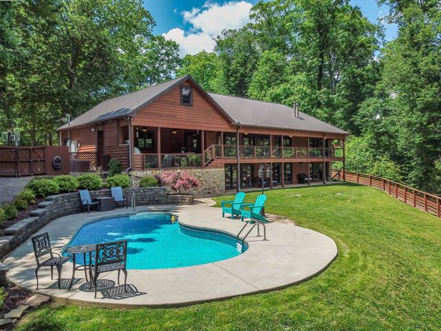 108 Surrey Hill Pt, Hendersonville, TN 37075