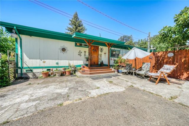 7035 Floyd Way, Nice, CA 95464