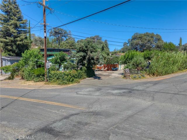 7035 Floyd Way, Nice, CA 95464