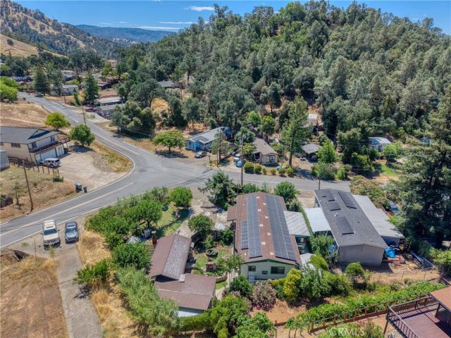 7035 Floyd Way, Nice, CA 95464