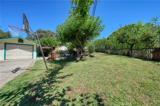 7035 Floyd Way, Nice, CA 95464