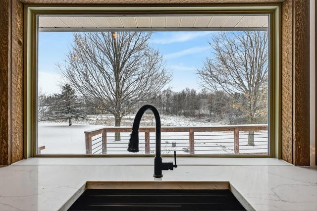 3302 Carneva NE, Alexandria, MN 56308