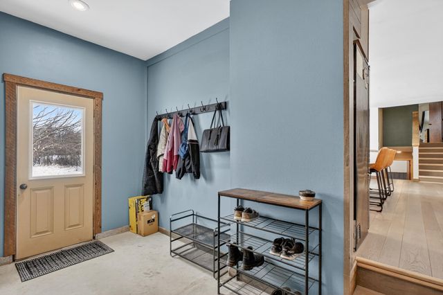 3302 Carneva NE, Alexandria, MN 56308