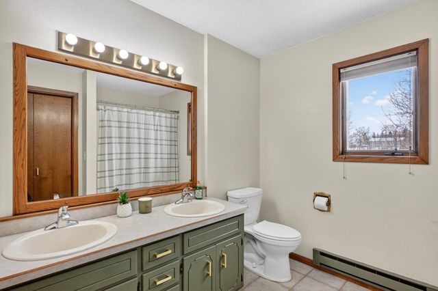 3302 Carneva NE, Alexandria, MN 56308