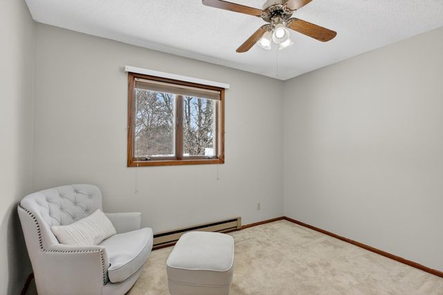 3302 Carneva NE, Alexandria, MN 56308