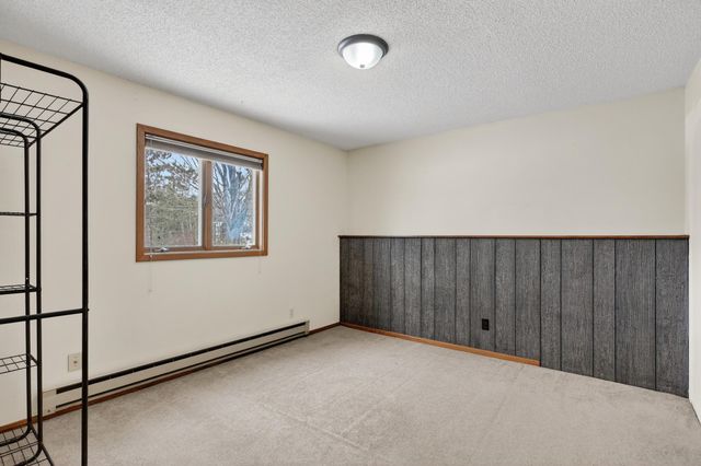 3302 Carneva NE, Alexandria, MN 56308