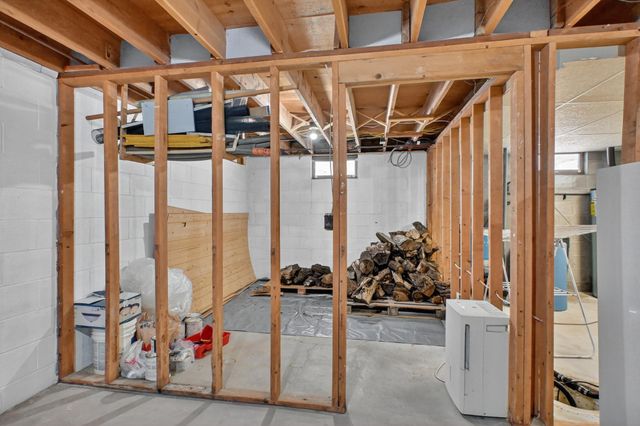 3302 Carneva NE, Alexandria, MN 56308