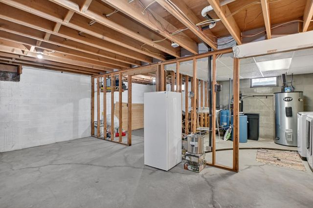 3302 Carneva NE, Alexandria, MN 56308