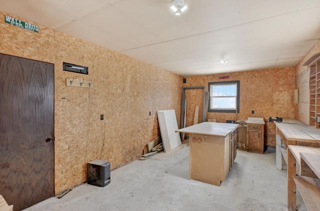 3302 Carneva NE, Alexandria, MN 56308