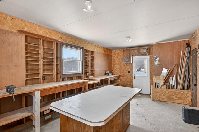 3302 Carneva NE, Alexandria, MN 56308