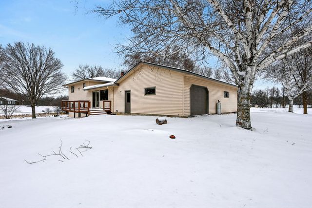3302 Carneva NE, Alexandria, MN 56308