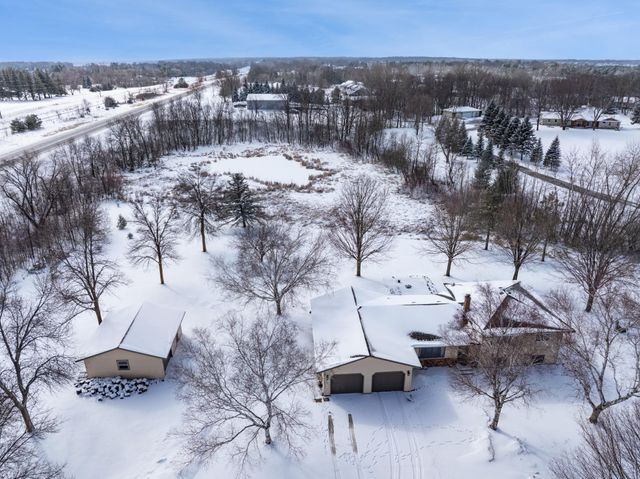 3302 Carneva NE, Alexandria, MN 56308