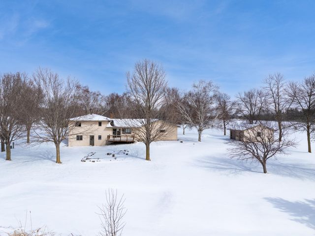 3302 Carneva NE, Alexandria, MN 56308