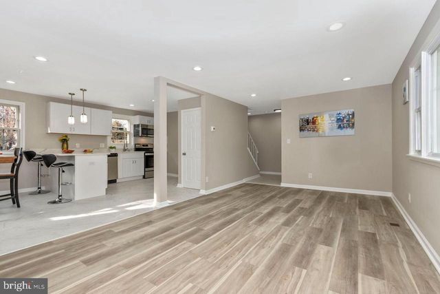 6738 ALLVIEW DR, Columbia, MD 21046