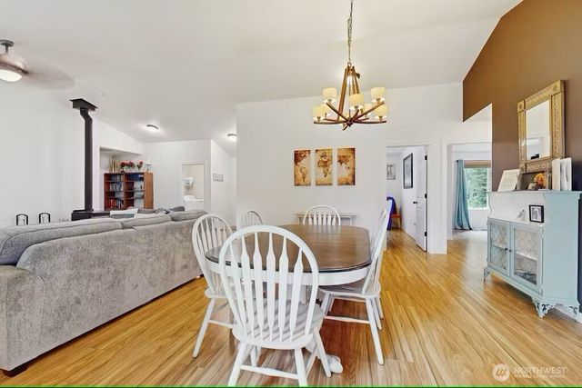 120 Pine Glen Court, Easton, WA 98925