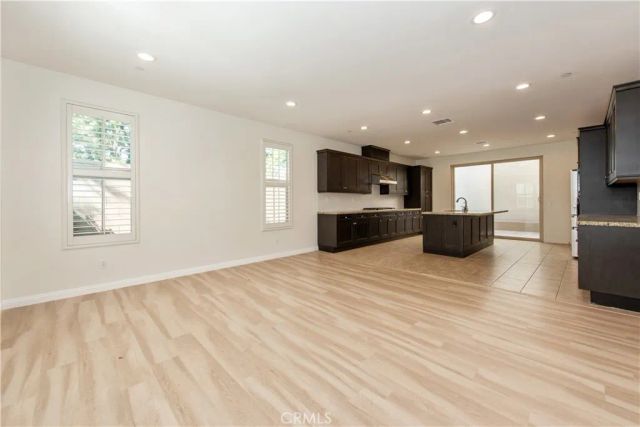 115 Hollow Tree, Irvine, CA 92618