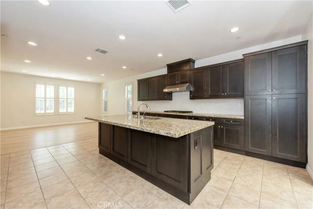 115 Hollow Tree, Irvine, CA 92618