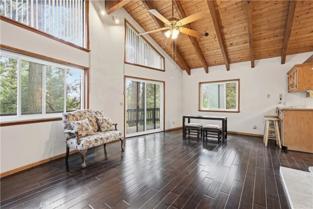 24036 Cresta, Crestline, CA 92325