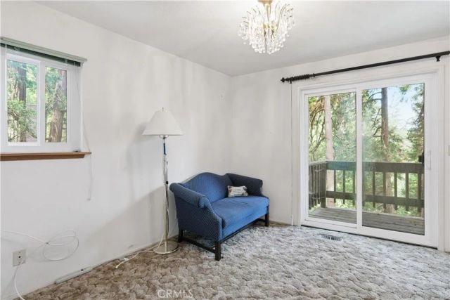 24036 Cresta, Crestline, CA 92325
