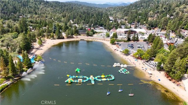 24036 Cresta, Crestline, CA 92325