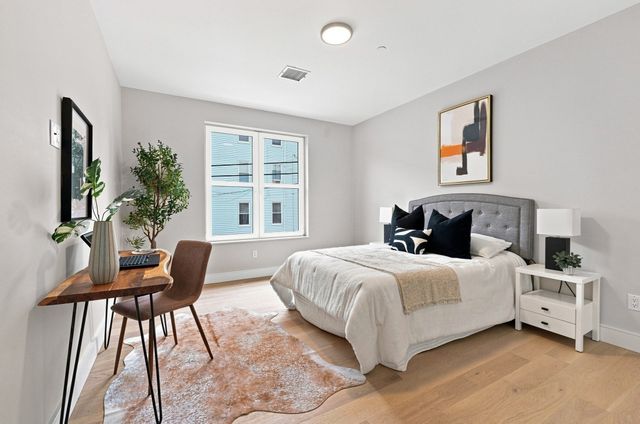 27 Guild Street 101, Boston, MA 02119