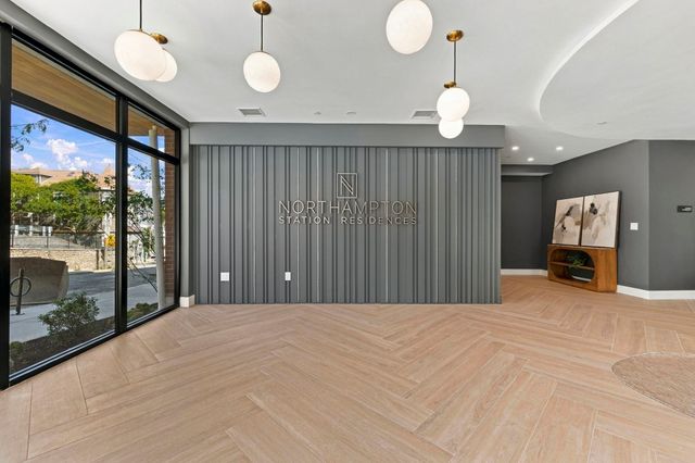27 Guild Street 101, Boston, MA 02119