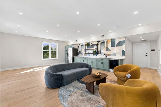 27 Guild Street 101, Boston, MA 02119