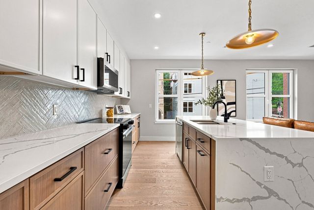 27 Guild Street 101, Boston, MA 02119