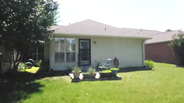 2222 River Rock Xing, Murfreesboro, TN 37128