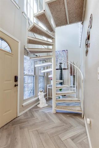 14012 Crossing Way E, Edmond, OK 73013