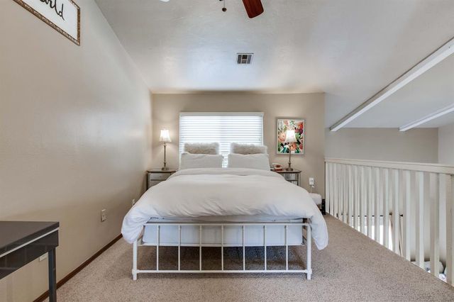 14012 Crossing Way E, Edmond, OK 73013