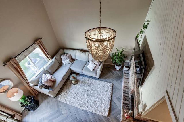 14012 Crossing Way E, Edmond, OK 73013