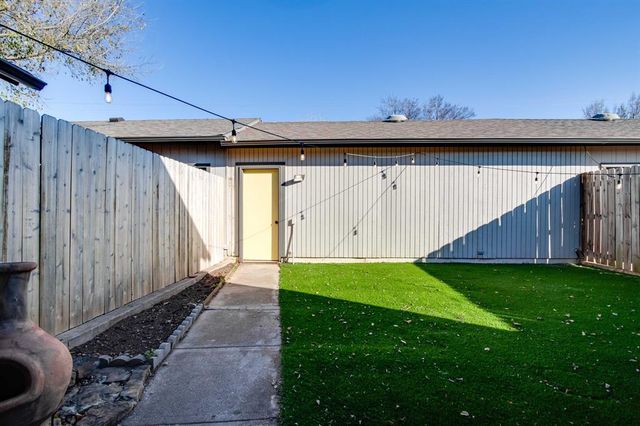 14012 Crossing Way E, Edmond, OK 73013