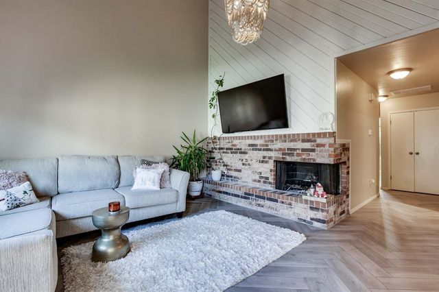 14012 Crossing Way E, Edmond, OK 73013