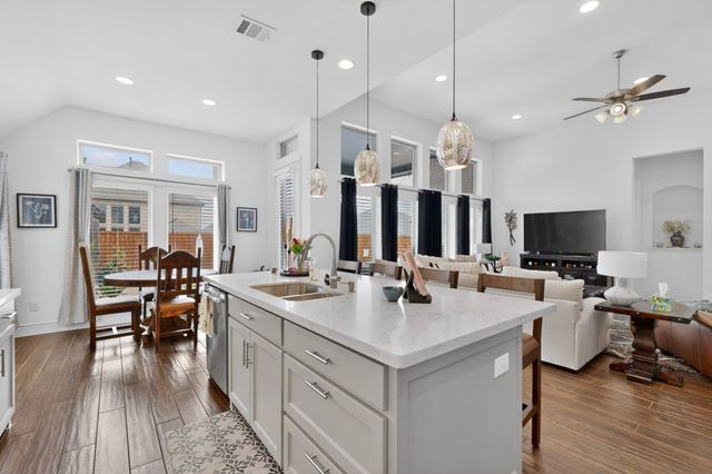 3917 Redbud Drive, Aubrey, TX 76227