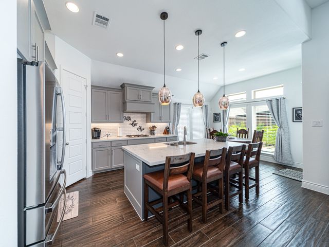 3917 Redbud Drive, Aubrey, TX 76227