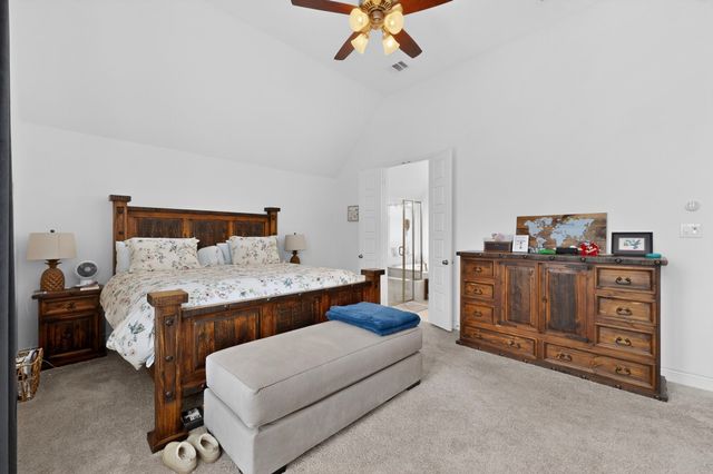 3917 Redbud Drive, Aubrey, TX 76227