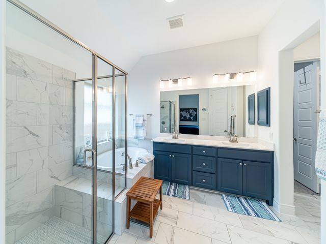 3917 Redbud Drive, Aubrey, TX 76227