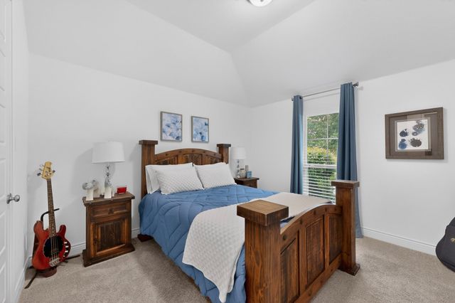 3917 Redbud Drive, Aubrey, TX 76227