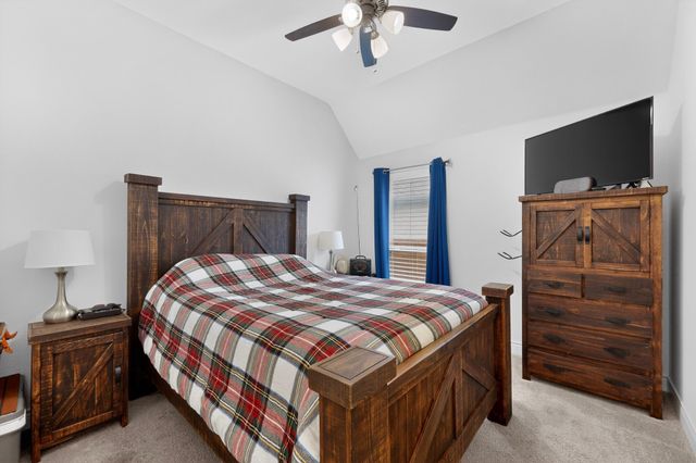 3917 Redbud Drive, Aubrey, TX 76227