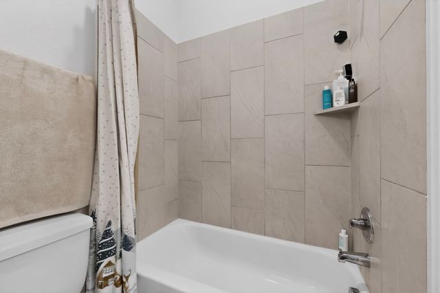 3917 Redbud Drive, Aubrey, TX 76227