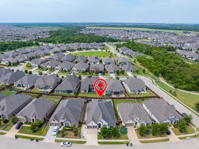 3917 Redbud Drive, Aubrey, TX 76227