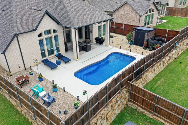 3917 Redbud Drive, Aubrey, TX 76227