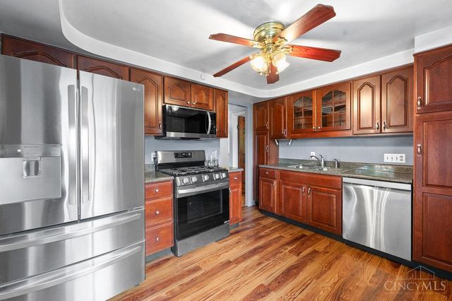 3044 Coral Park Drive, Cincinnati, OH 45211