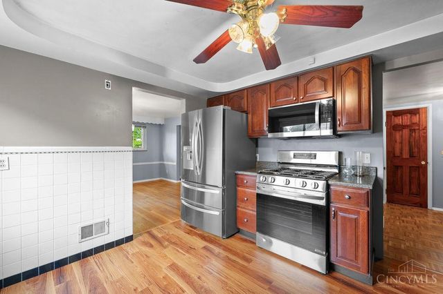3044 Coral Park Drive, Cincinnati, OH 45211