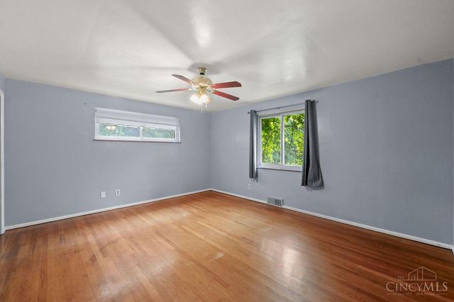 3044 Coral Park Drive, Cincinnati, OH 45211