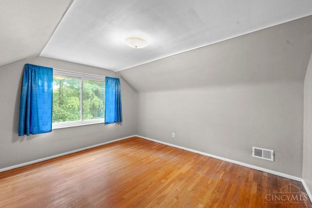 3044 Coral Park Drive, Cincinnati, OH 45211